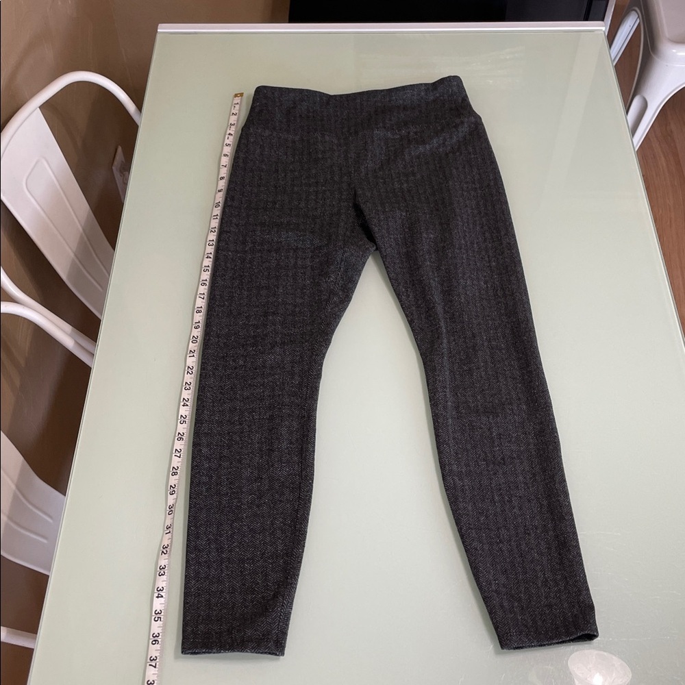 Kyodan Black and Gray Herringbone Leggings - Picture 2 of 11